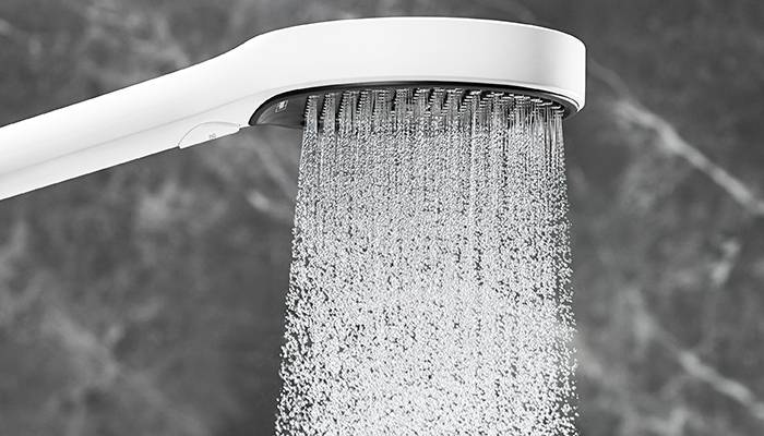 Hansgrohe Rainfinity matt white shower head with Powder Rain, Intense Powder Rain and RainStream jet patterns