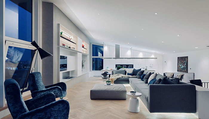 Bespoke over-island extraction in a project by FORMstudio Architects in Providence Tower overlooking the River Thames