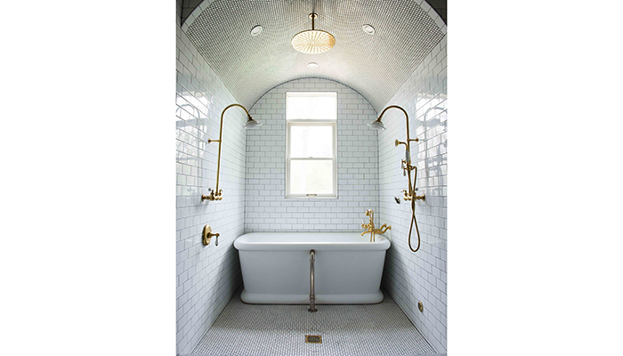Albion's flagship tub is the Aegian freestanding bath that goes up to 1800mm in length and harks back to the original Fire Clay bath of the early 20th century