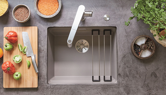 Etagon sink, available in 10 Silgranit colours, with additional ledge inside the bowl for slotting in a pair of heat resistant rails to rest pots and pans or chopping boards and colanders