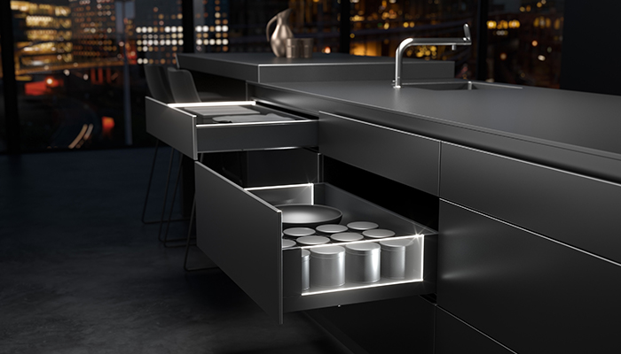 The award-winning AvanTech You drawer system features LED lighting that is seamlessly integrated into the 13mm drawer side profile