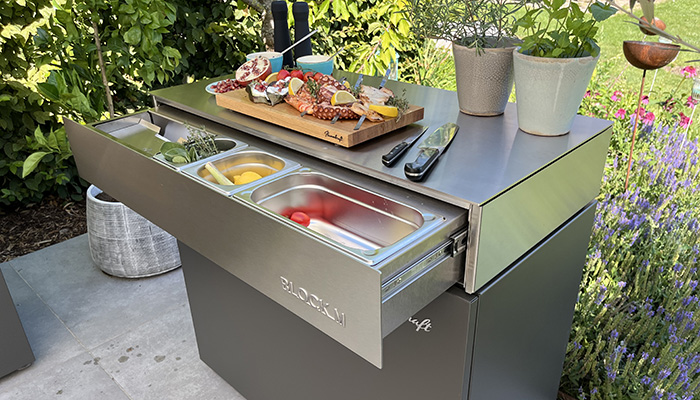 Block M outdoor kitchen module