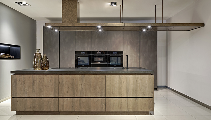 Westin bespoke island hood in a Bronze finish