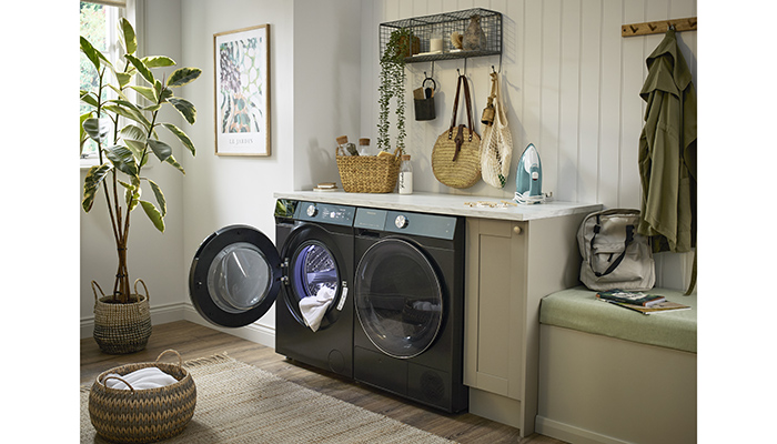 The Hisense 7S Series range includes a washing machine with AI Super Wash – the machine analysis the load, selects the ideal cycle for tailored cleaning and can store up to 24 loads of detergent alongside the AI Super Dry tumble dryer