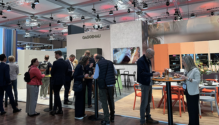 The social aspect of the trade fair is enhanced by plenty of places to have a pitstop and a chat