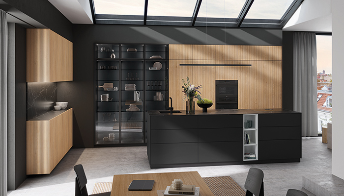 Rotpunkt unveils new Memory RI vertical groove door