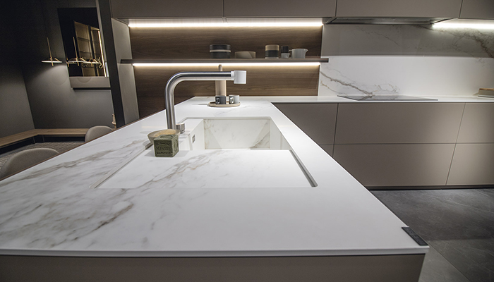 Marble-inspired kitchen style with Inalco MDi Larsen from CRL Stone