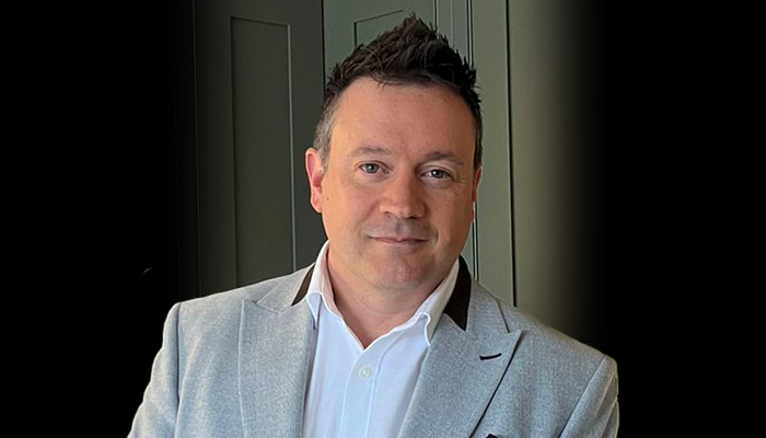 Clive Blizard joins LochAnna Kitchens as regional sales manager